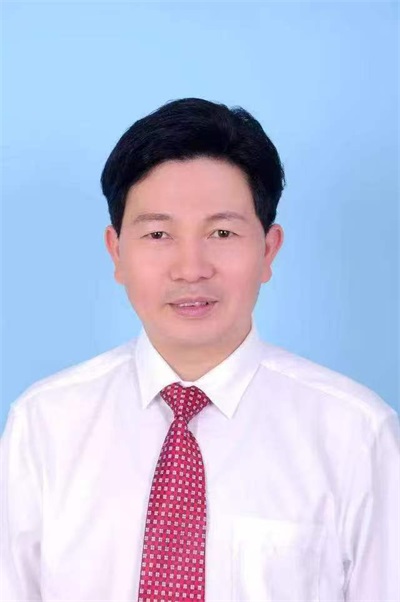 全球中医界里程碑！中国学者李乘伊教授荣膺英国皇家医学会院士称号