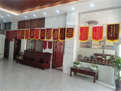 金秀瑶族灯草灸疗法 瑶医药非物质文化遗产传承人---赵衷民