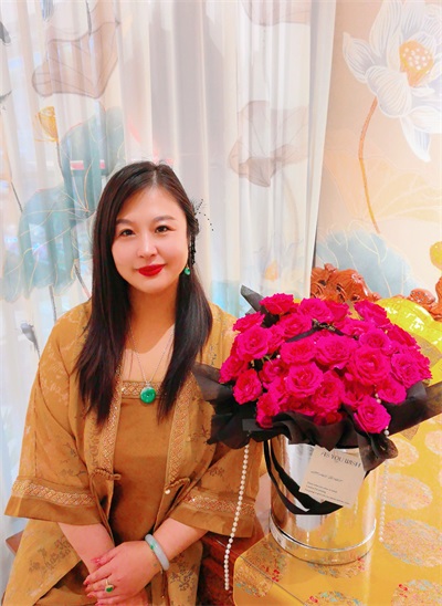 堪舆风水师——马丽娜