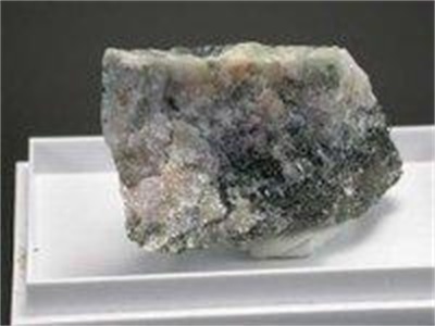 香花石内含“未知元素”-第8周期第129号元素|数理化1基础宏微分析