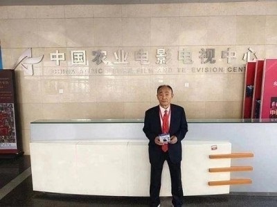 精研中医治鼻病 赤诚医者迎两会