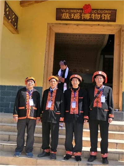 金秀瑶族灯草灸疗法 瑶医药非物质文化遗产传承人---赵衷 民