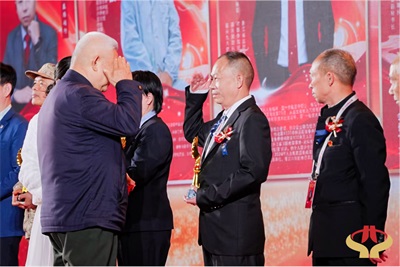 中国专业技术人才协会特聘易经风水国学专家——邱佛英