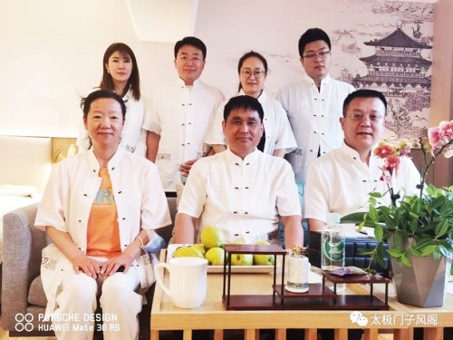 中国当代易学家、太极门风水学创始人  —— 潘长军